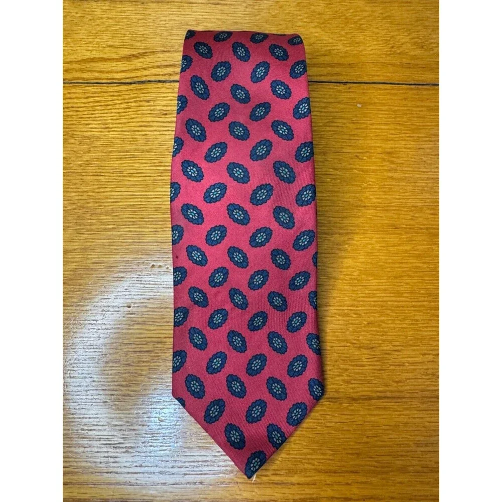 Vintage Ferrell Reed for Rothschilds 100% Silk Woven In England Red Paisley